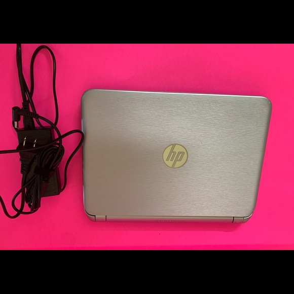Laptop HP G1 215